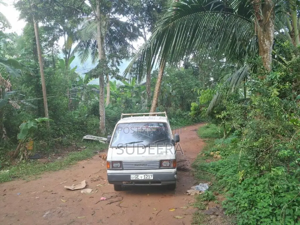 Mazda Brawny 2000 Lorry (Used)