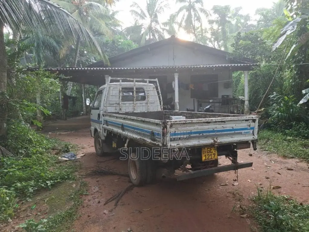 Mazda Brawny 2000 Lorry (Used)