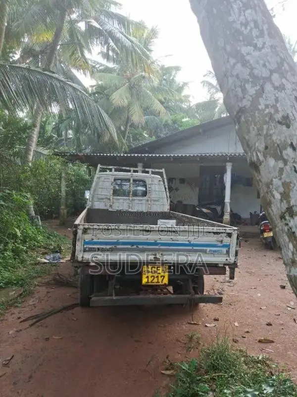 Mazda Brawny 2000 Lorry (Used)