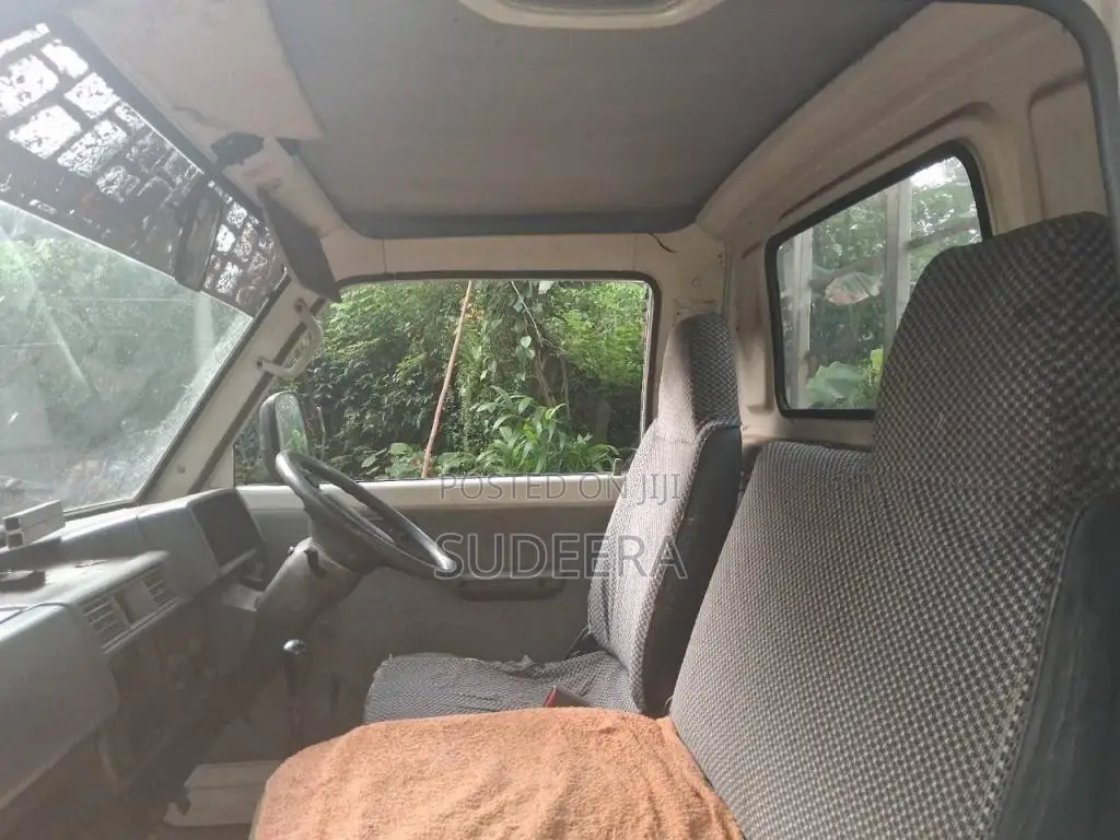 Mazda Brawny 2000 Lorry (Used)