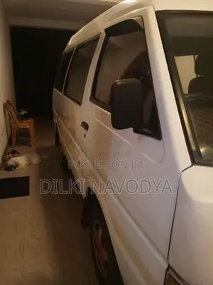 Nissan Vanette 1989 Van (Used)