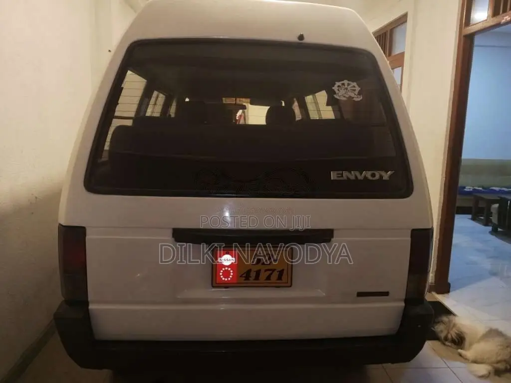 Nissan Vanette 1989 Van (Used)