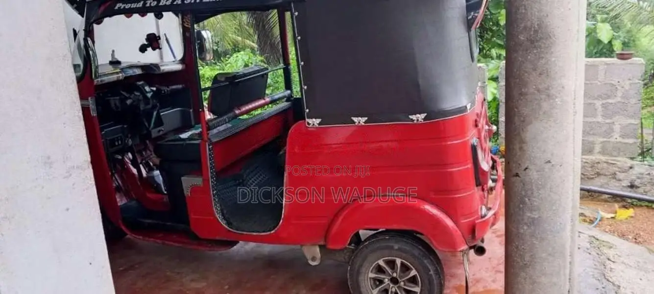 Bajaj 4 Stroke 2012 Three Wheel (Used)