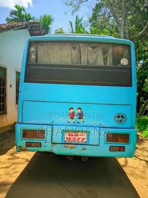 Mitsubishi Dolphin Fuso 1990 Bus (Used)