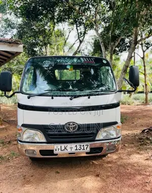 Toyota Dyna 2007 Lorry (Used)