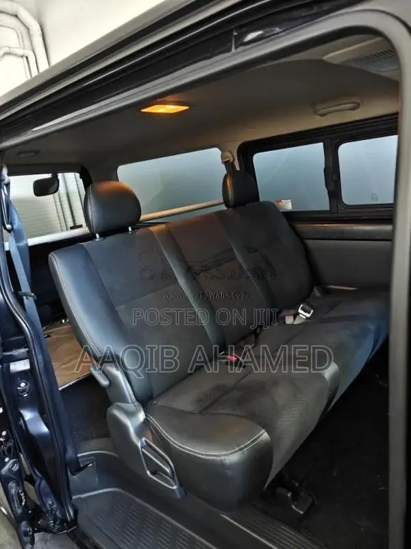 Toyota KDH 2016 Van (Used)