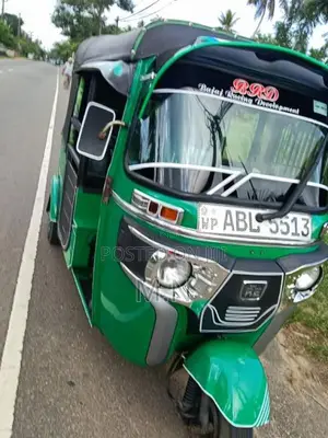 Bajaj 4 Stroke 2016 Three Wheel (Used)