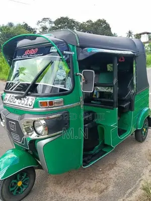 Bajaj 4 Stroke 2016 Three Wheel (Used)
