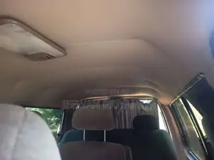 Nissan Caravan 1995 Van (Used)