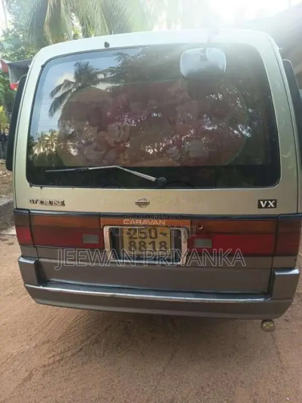 Nissan Caravan 1995 Van (Used)