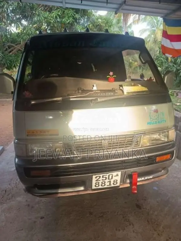 Nissan Caravan 1995 Van (Used)