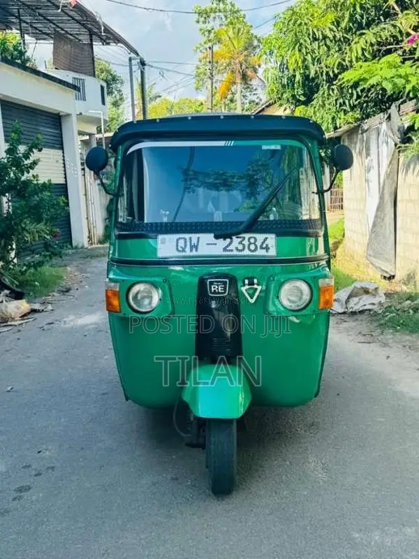 Bajaj 4 Stroke 2010 Three Wheel (Used)