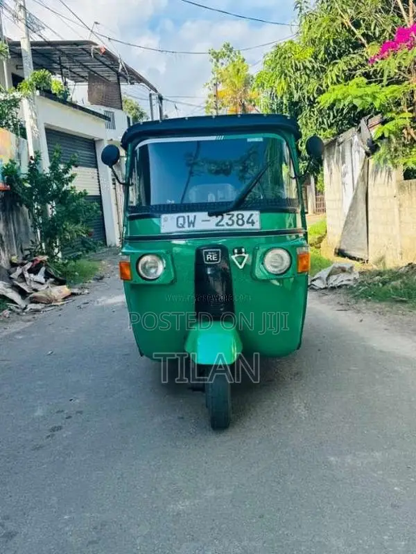 Bajaj 4 Stroke 2010 Three Wheel (Used)