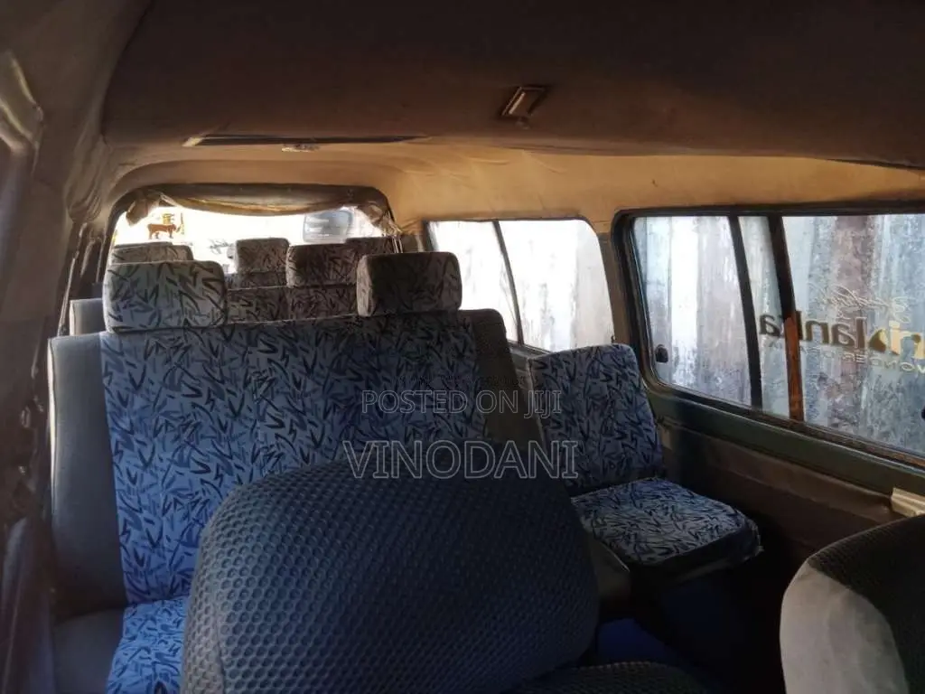 Hyundai H100 2001 Van (Used)