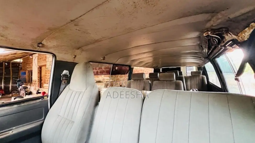 Isuzu Van Isuzu 1980 Van (Used)