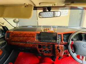 Toyota KDH 200 2007 Van (Used)