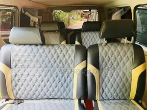 Toyota KDH 200 2007 Van (Used)