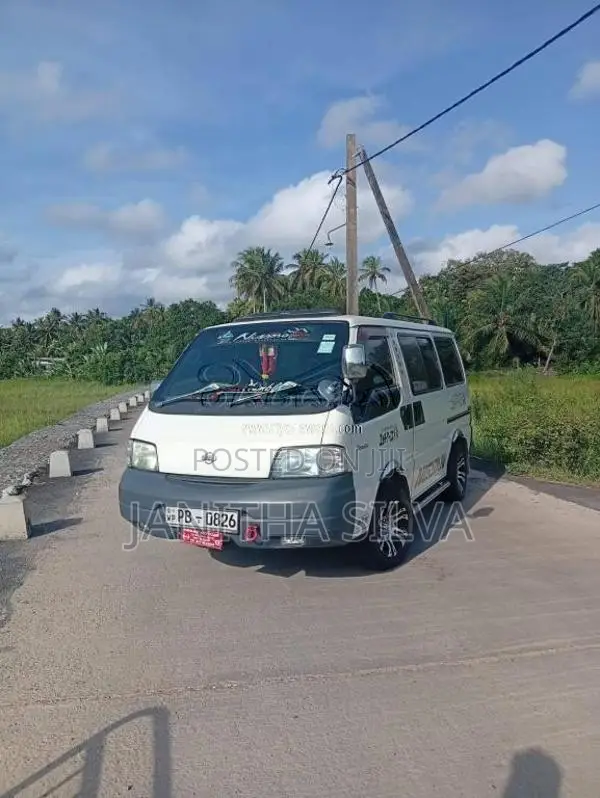 Nissan Vanette 2001 Van (Used)