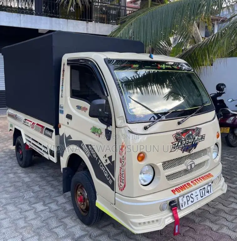 Tata Dimo Batta 2012 Lorry (Used)