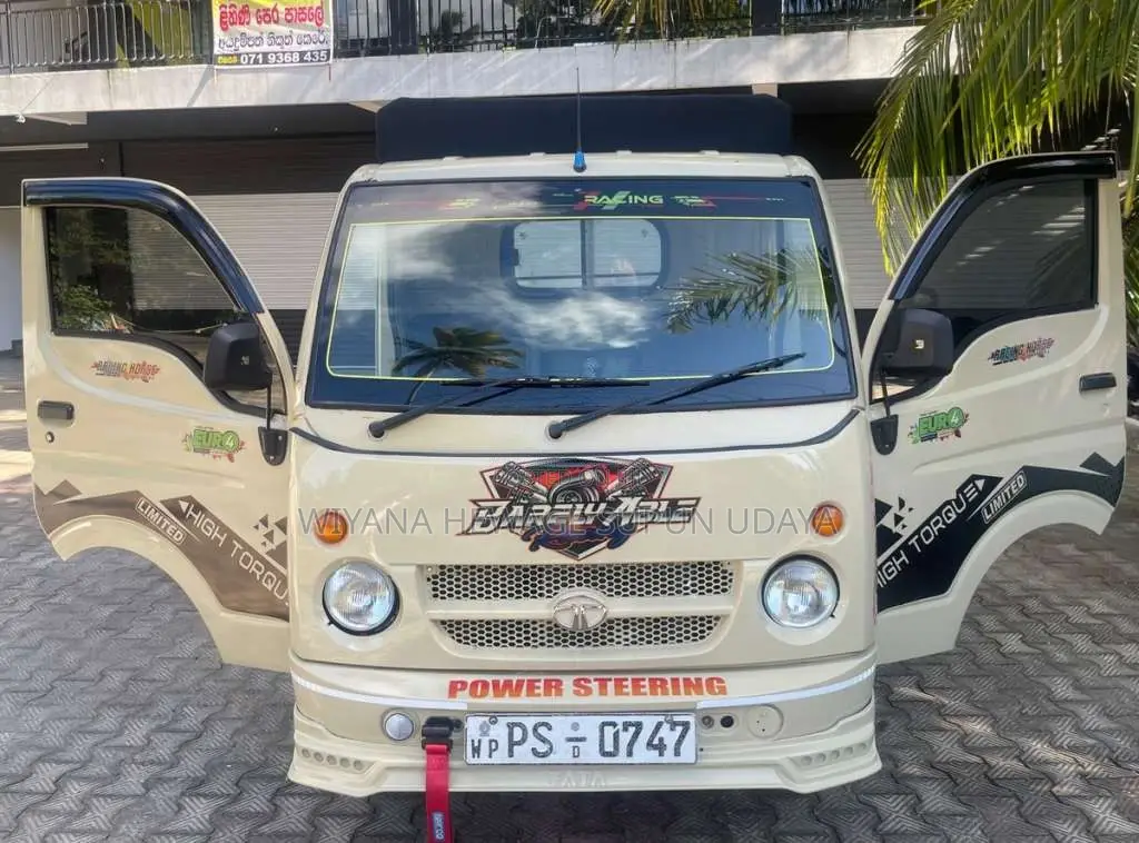 Tata Dimo Batta 2012 Lorry (Used)