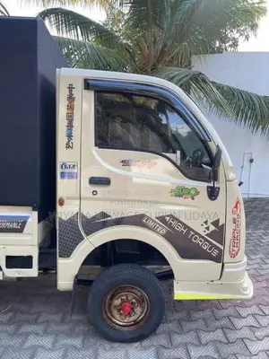 Tata Dimo Batta 2012 Lorry (Used)