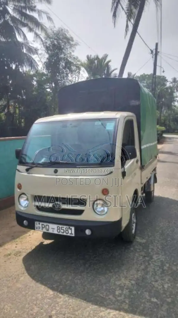 Tata Dimo Batta 2011 Lorry (Used)