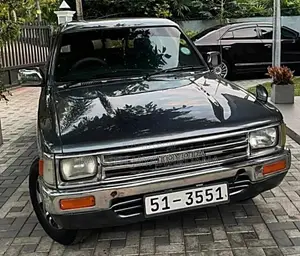 Toyota LN 85 1990 Pickup (Used)