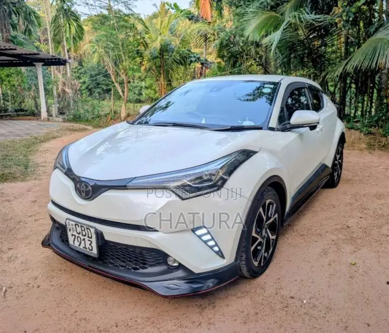 Toyota CHR 2018 SUV (Used)