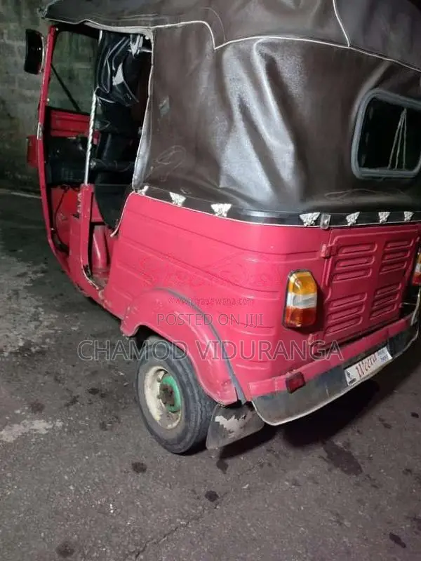 Bajaj RE 4 Stroke 2011 Three Wheel (Used)