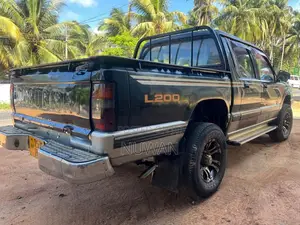Mitsubishi L200 1999 Pickup (Used)