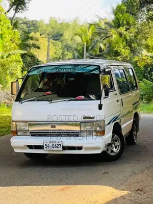 Toyota Shell 1989 Van (Used)