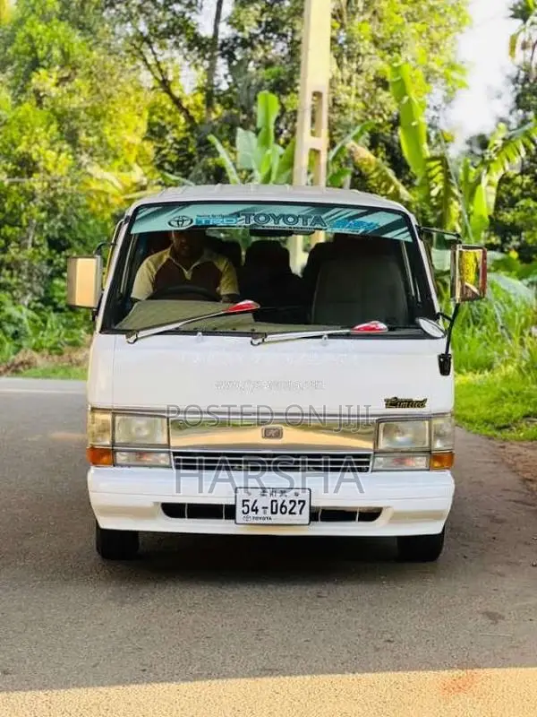 Toyota Shell 1989 Van (Used)