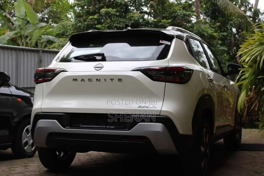 Nissan Magnite 2025 SUV (Used)