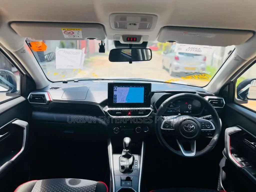Toyota Raize Hybrid 2024 SUV Unregistered (Recondition)