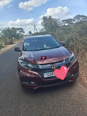 Honda Vezel 2015 SUV (Used)