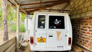 Isuzu Van Isuzu 1980 SUV (Used)