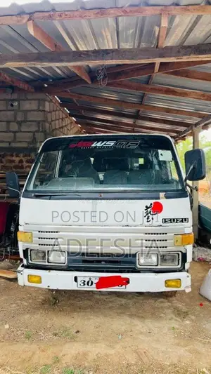 Isuzu Van Isuzu 1980 SUV (Used)