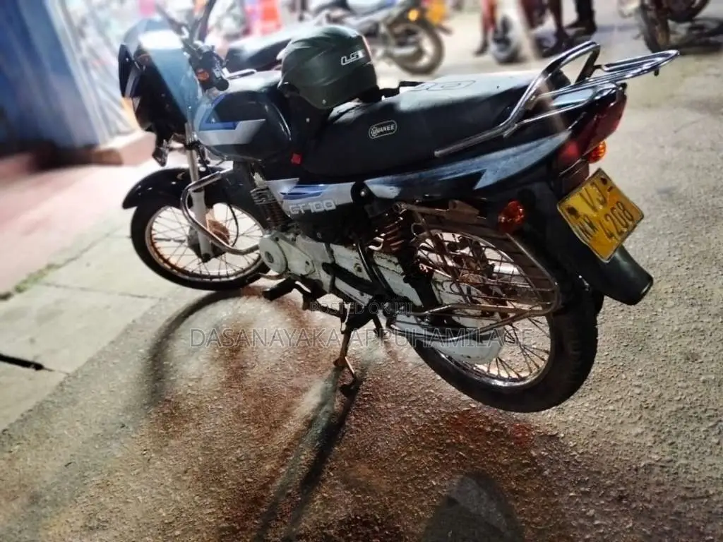 Bajaj CT-100 2009 Motorbike (Used)