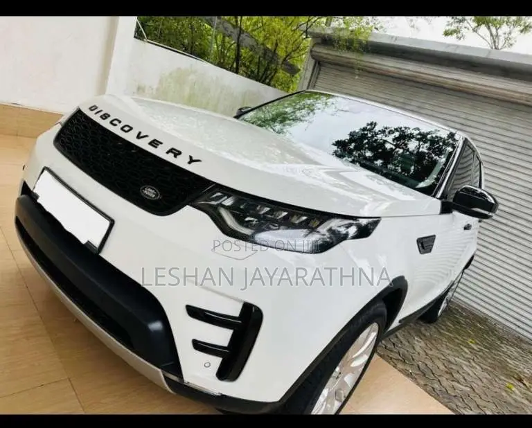 Land-Rover Discovery 5 2018 SUV (Used)