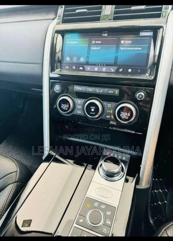 Land-Rover Discovery 5 2018 SUV (Used)