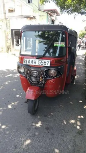 Bajaj RE 2015 Three Wheel (Used)