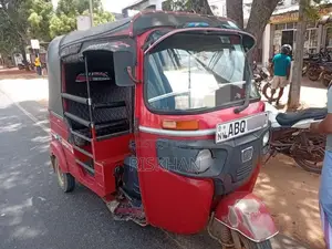 Bajaj RE 205 2017 Three Wheel (Used)