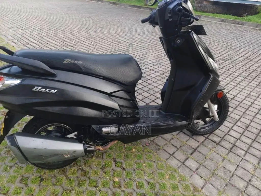 Hero Dash 2017 Motorbike (Used)