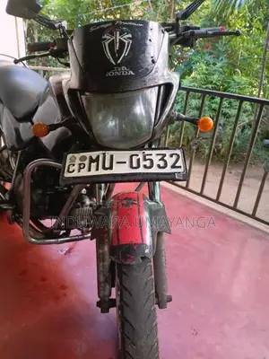 Hero-Honda Glamour 2016 Motorbike (Used)