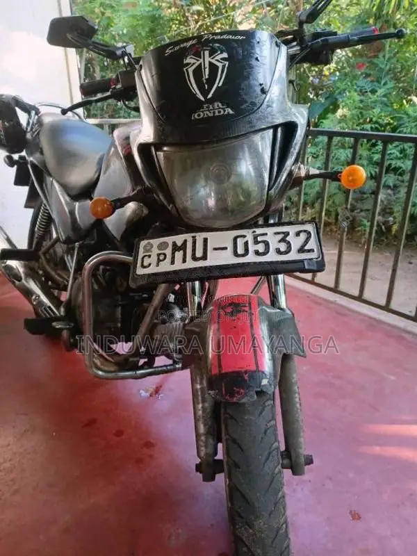 Hero-Honda Glamour 2016 Motorbike (Used)