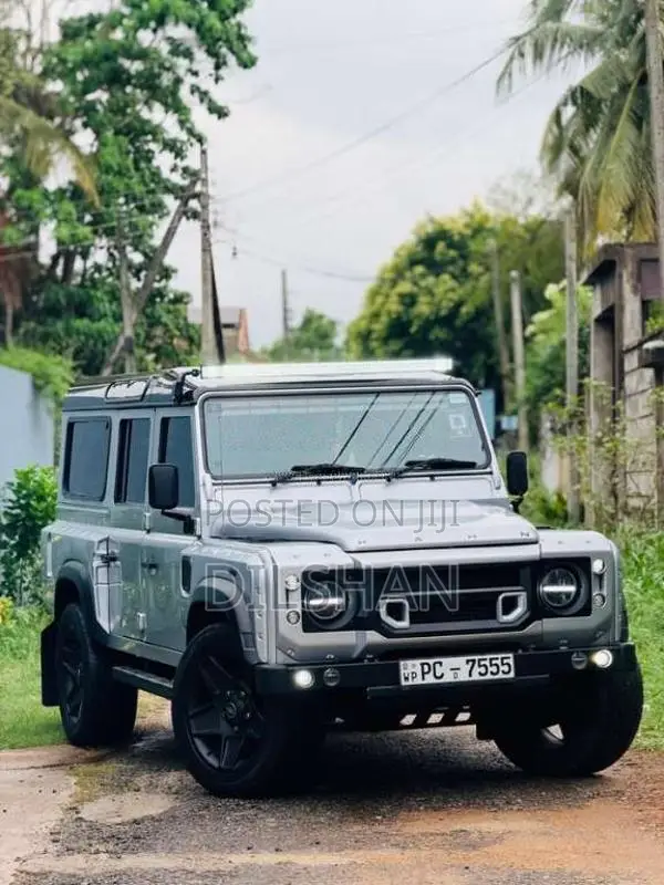 Land-Rover DEFENDER KAHN 110 2.2 PUMA 2007 SUV (Used)