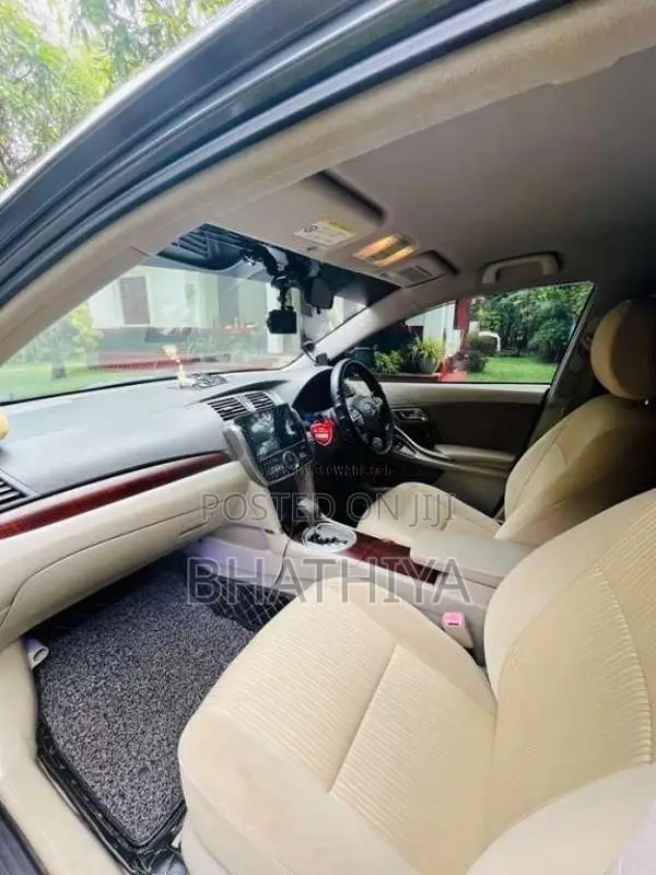 Toyota Allion 2012 Car (Used)