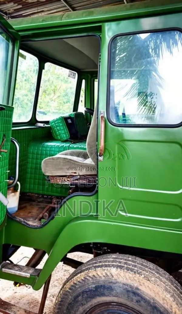 Ashok-Leyland Comet 2008 Lorry (Used)