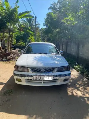 Nissan Sunny FB15 2000 Car (Used)