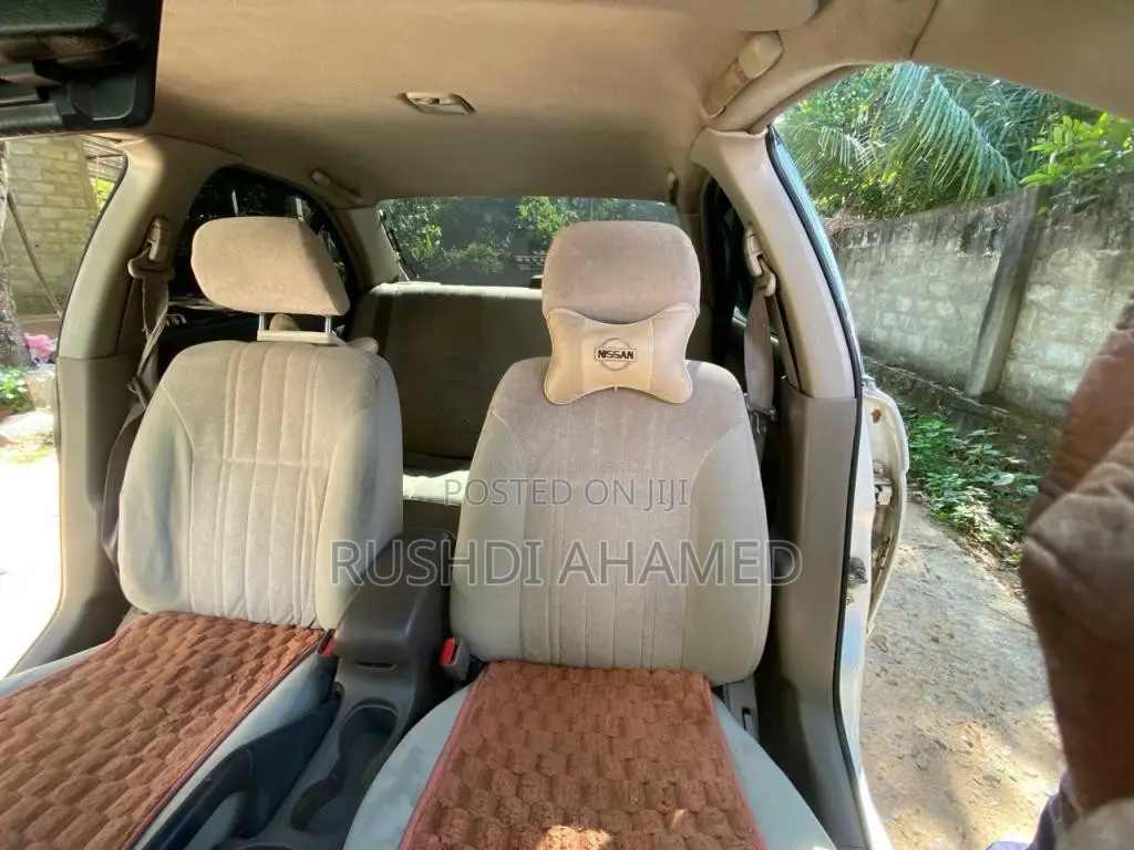 Nissan Sunny FB15 2000 Car (Used)